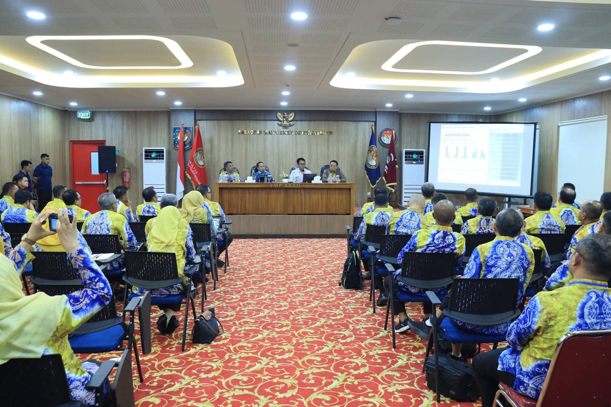 Bupati Tapin Buka Sosialisasi Permendes Nomor 9 Tahun 2024