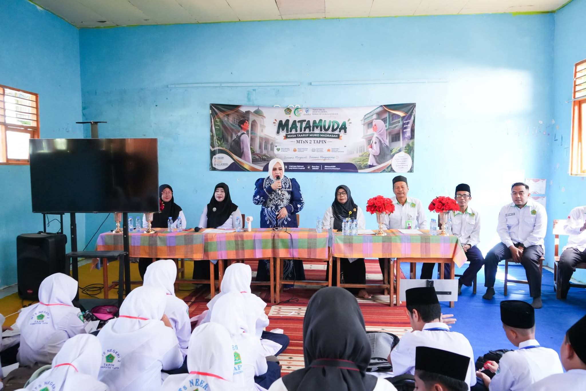 Berikan motivasi dan semangat pada peserta didik baru