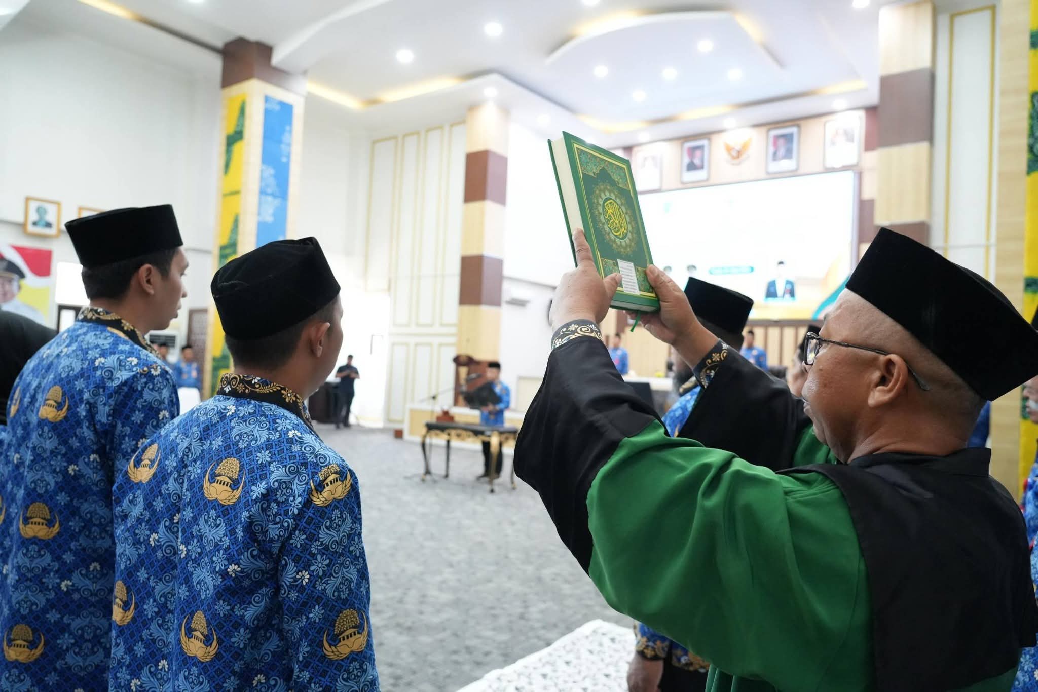 Bupati Tapin Lantik Pejabat Fungsional Lingkup Pemkab Tapin