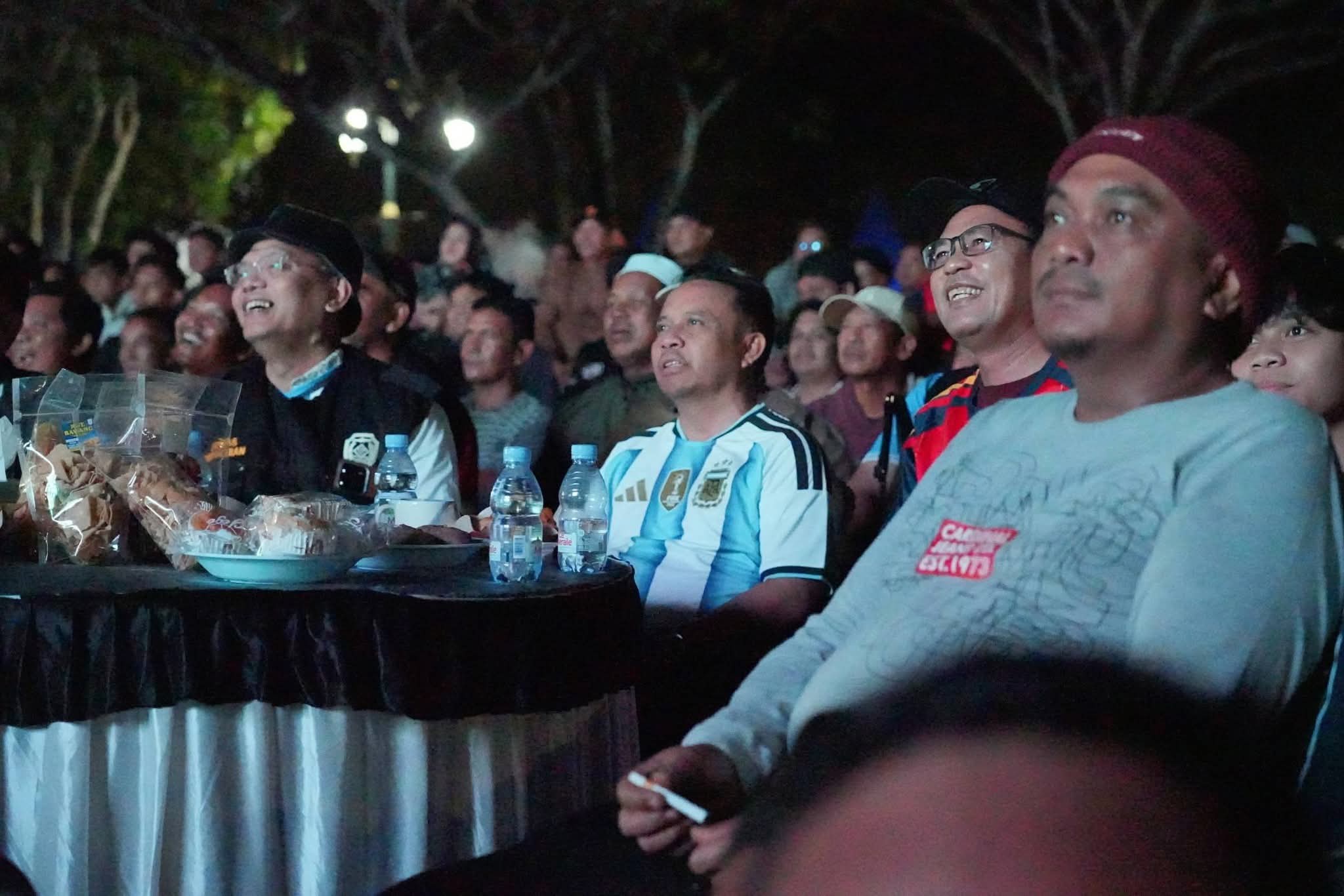 Bupati Nobar Final Piala Dunia Spanyol VS Argentina