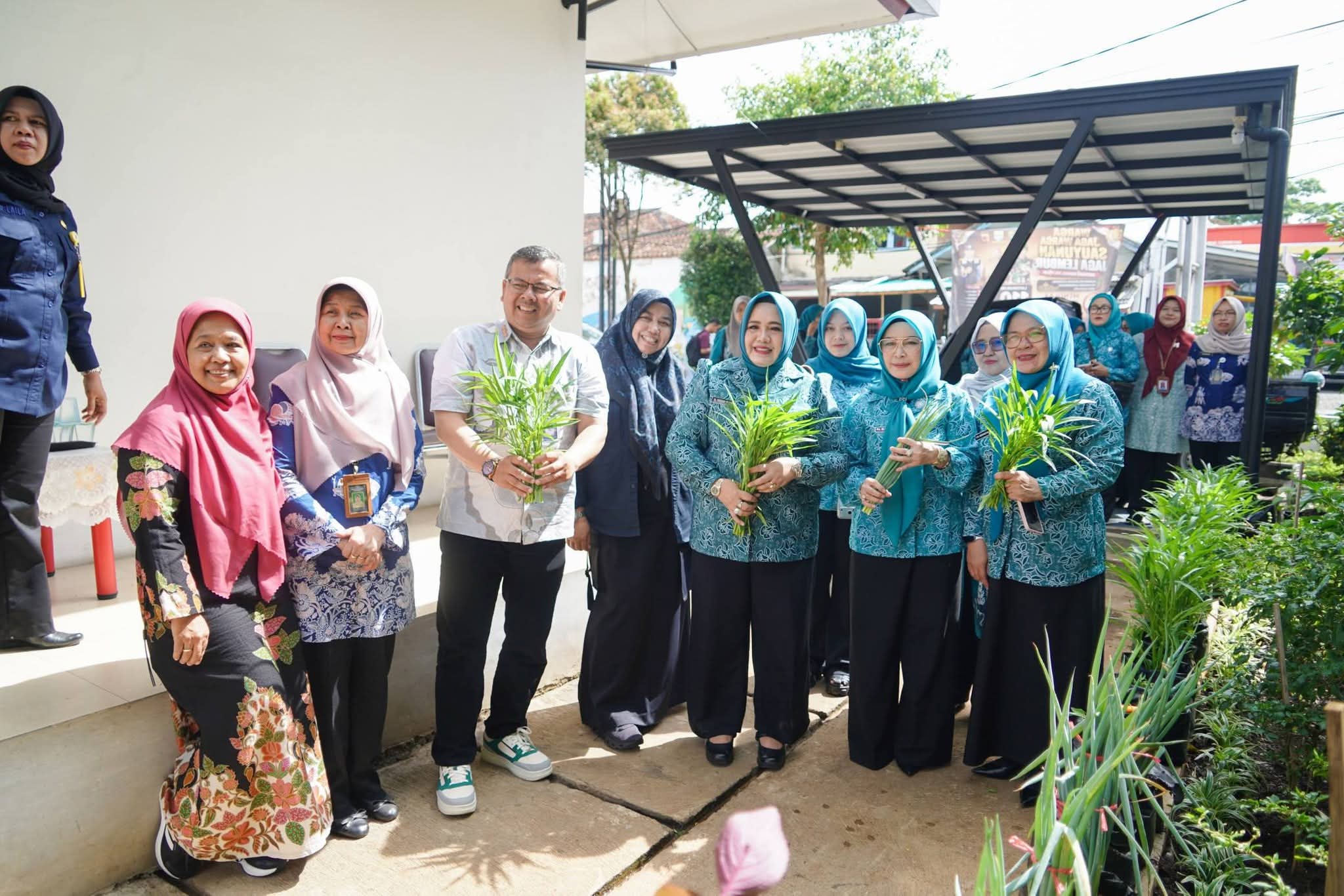 TP PKK Tapin Kunjungi Kecamatan Ujungberung, Kota Bandung
